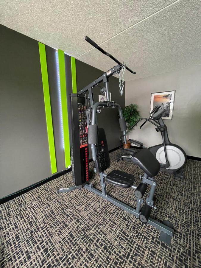 Wingate By Wyndham بحيرة جورج المظهر الخارجي الصورة